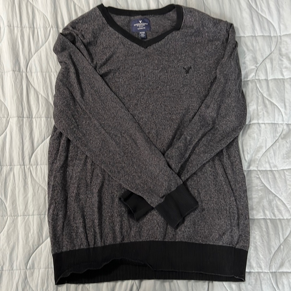 American Eagle V neck sweater dark grey heathered XLT